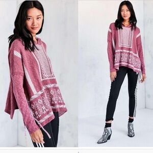 Urban Outfitters | Ecoté patterned side tie poncho